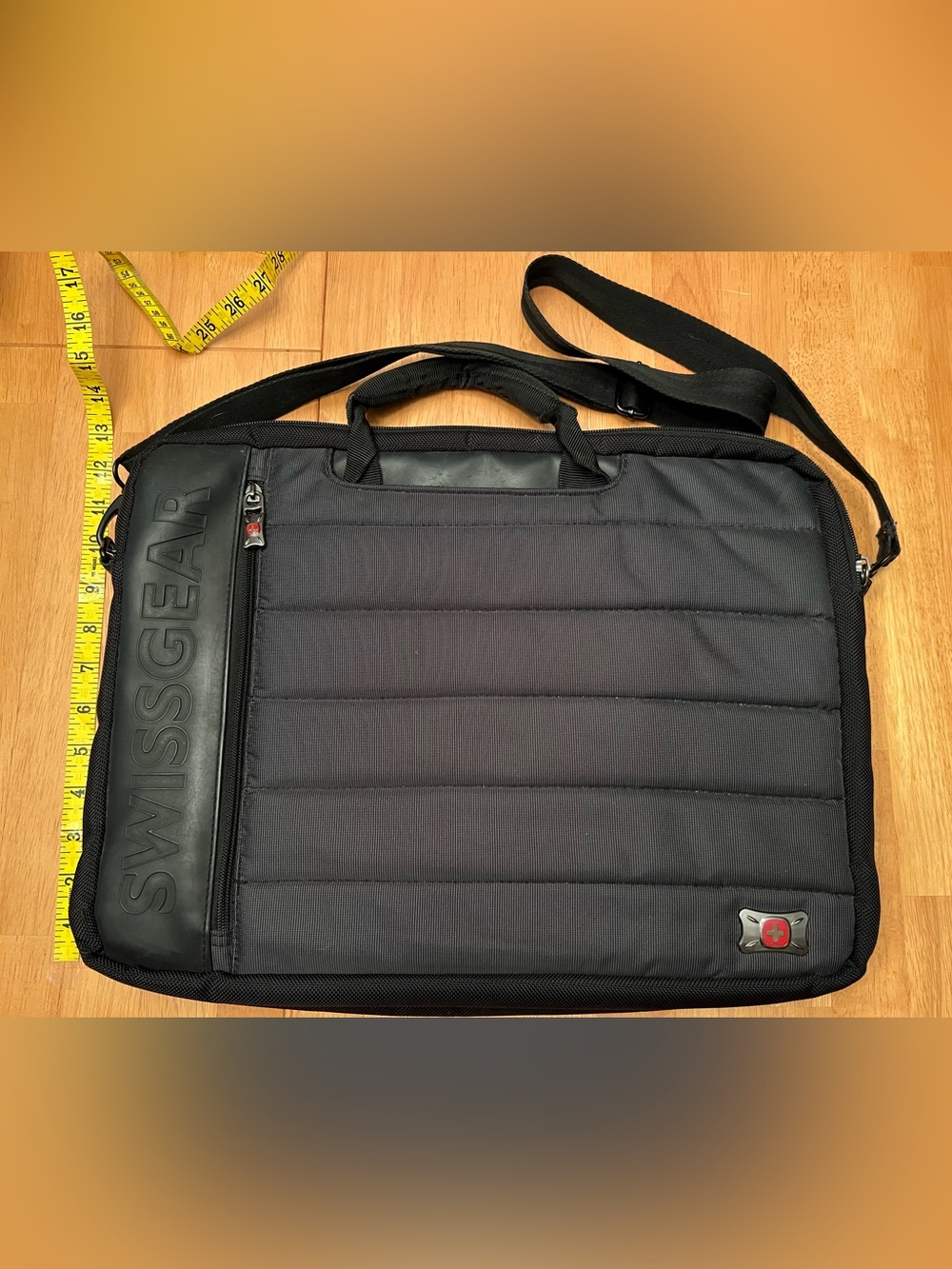 SwissGear Black Quilted Laptop Messenger Bag with Shoulder Strap